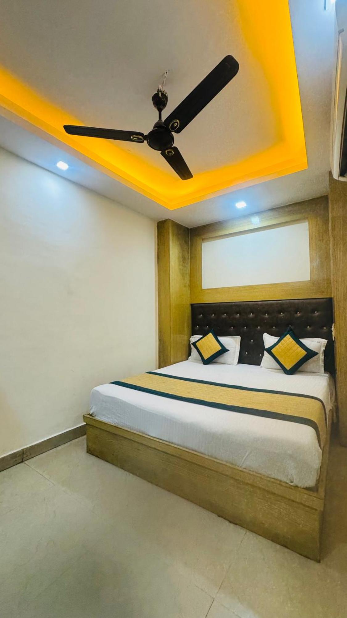 Cottage Lord Krishna Walking Distance From New Delhi Railway Station Nova Deli Exterior foto